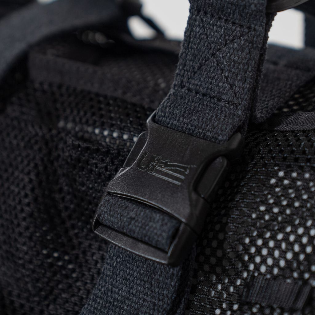 boucle attache sac teckel