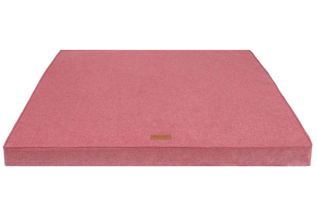 Couchage orthopédique rose pour teckel en mousse à mémoire de forme