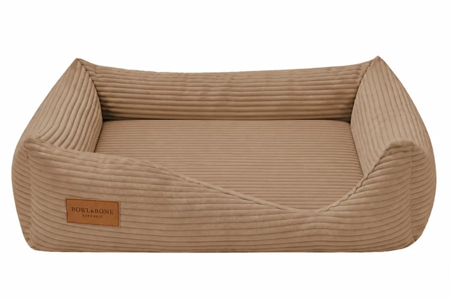 Lit pour teckel adulte avec rebords moelleux et enveloppants