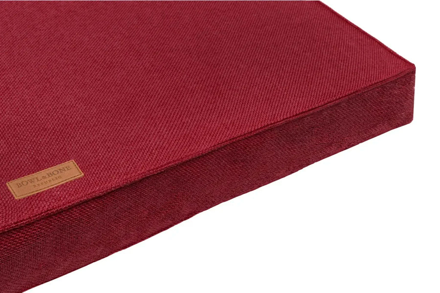 Matelas orthopédique rouge pour teckel avec housse amovible