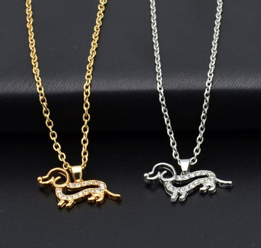 Pendentif Femme Chien Or