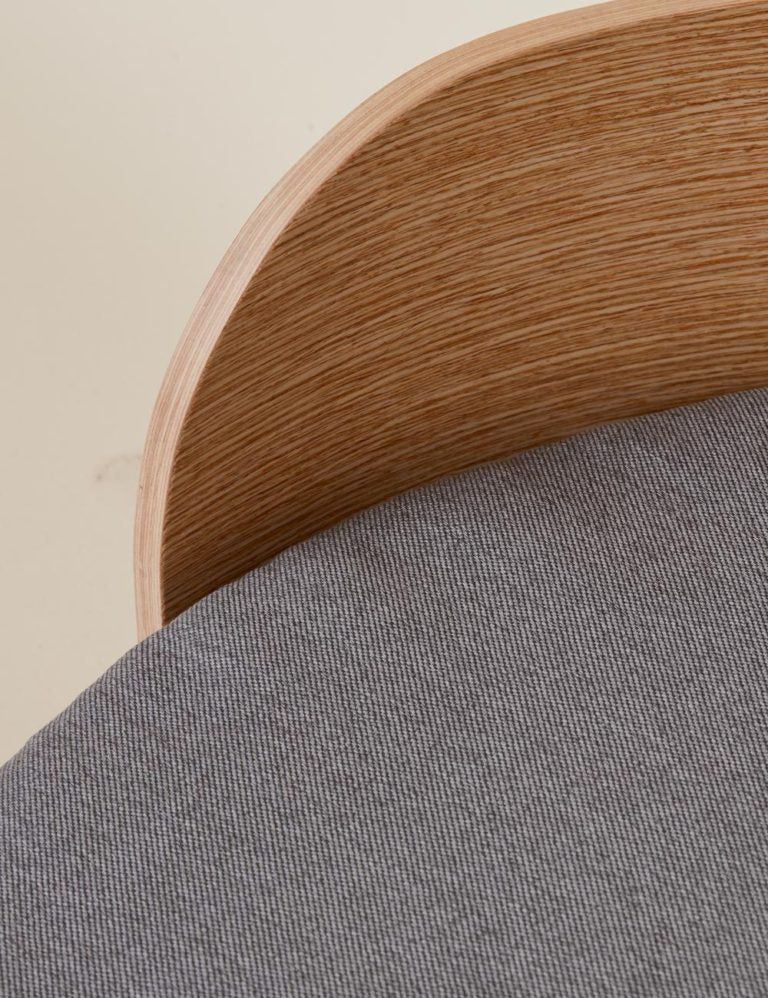 Holzbett für Dackel 