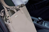 Thumbnail für schicke Handtasche zum Transportieren von Hunden